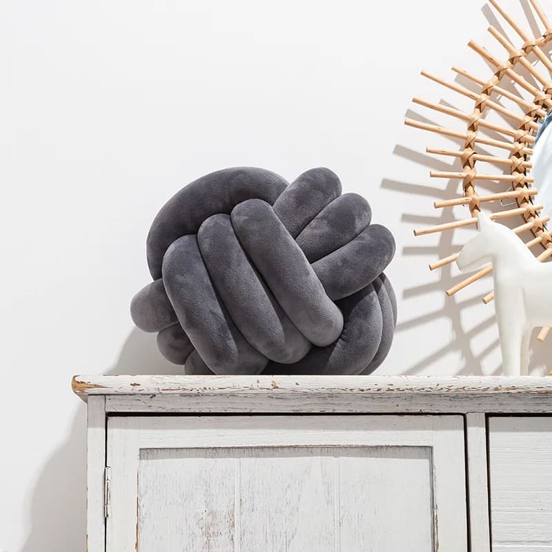 Cojín con lazo | Mi trenza de Cuna Gris oscuro / 22 cm